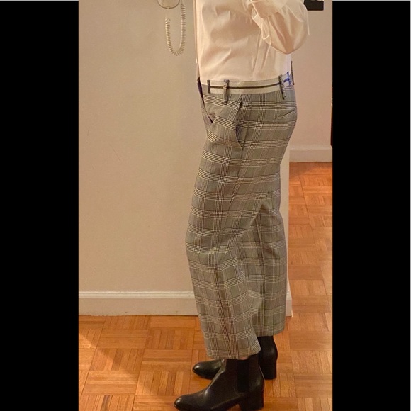 Jumpsuit - Picture 6 of 8